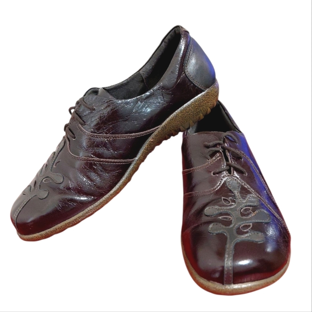 Naot Brown Leather Flats Lace Up Shoe Women's Size 8
